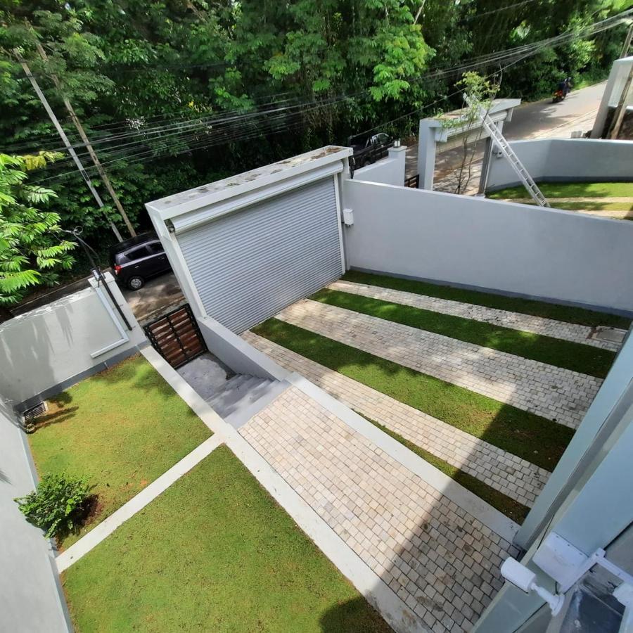 Oesis - Stylish Villa Steps From Historic Galle Fort Buitenkant foto